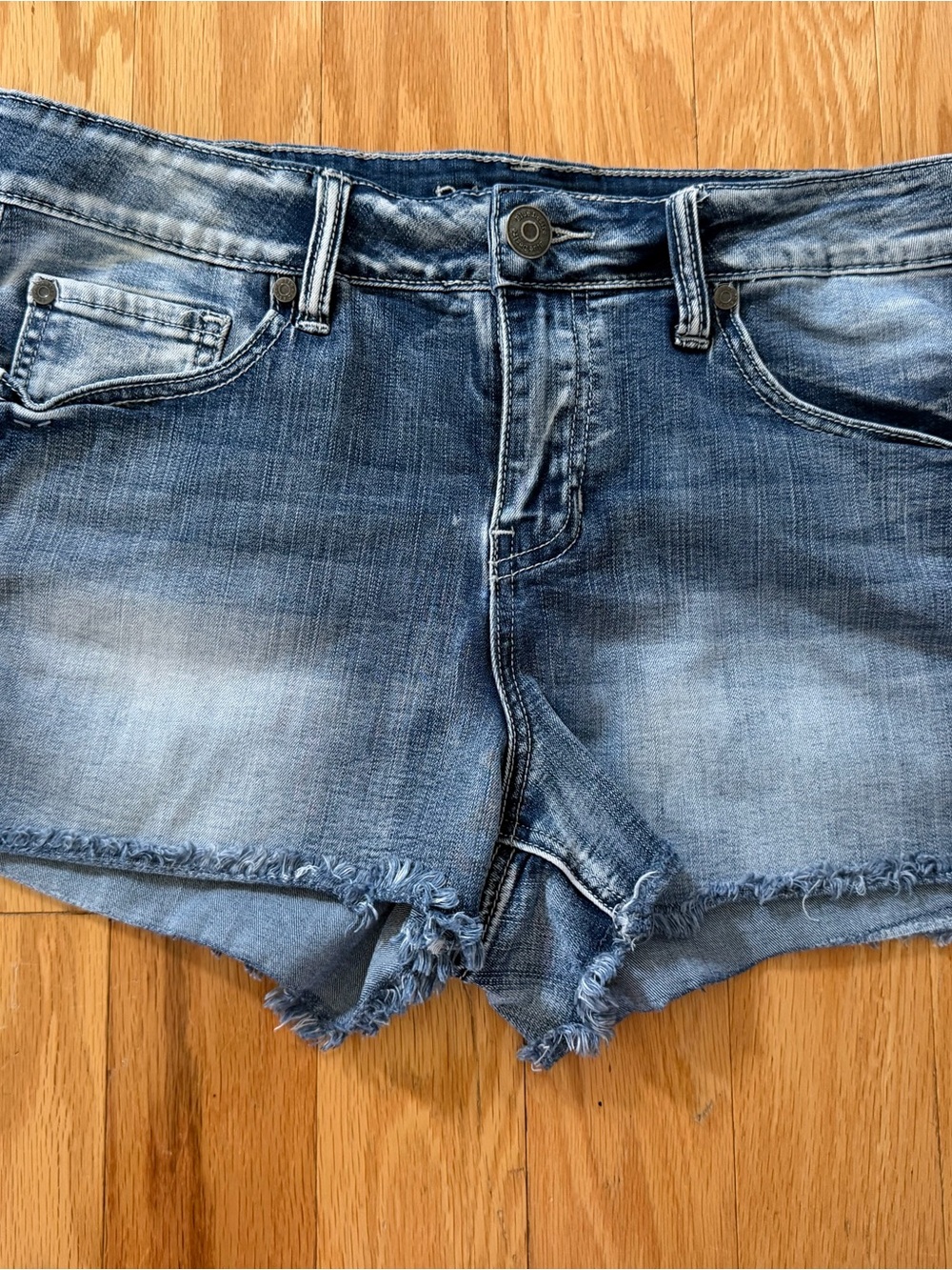 Blue Desire Denim Cutoff Shorts - Light Blue Fray Hem Size 15